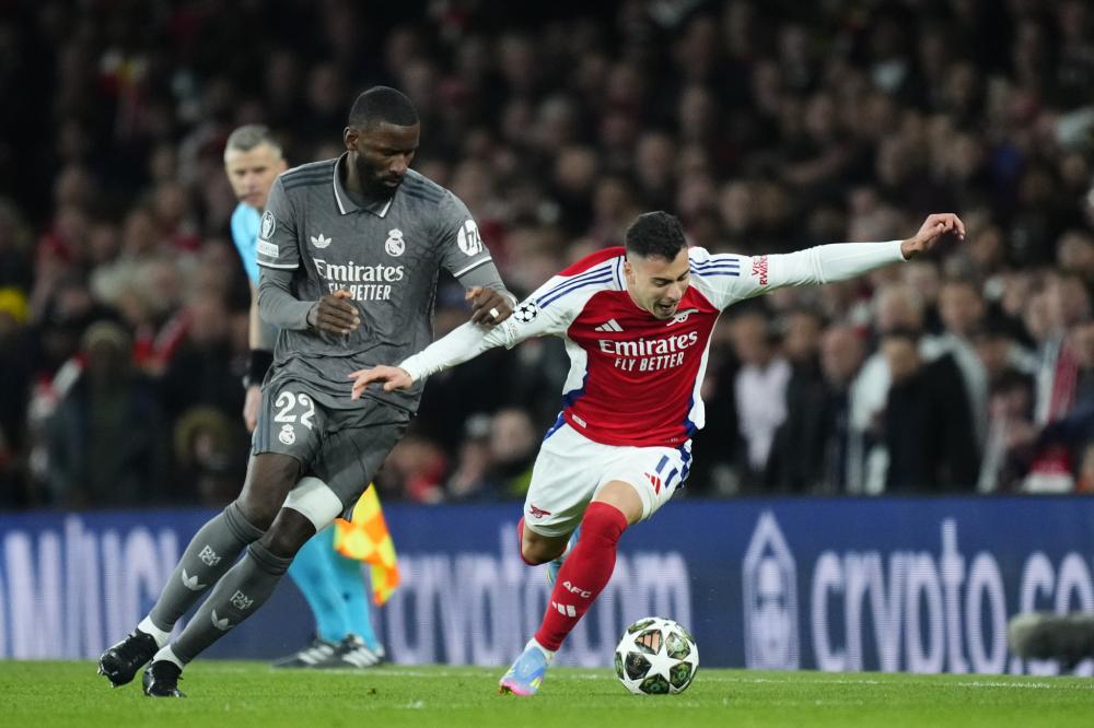 此前效力于 此前效力于